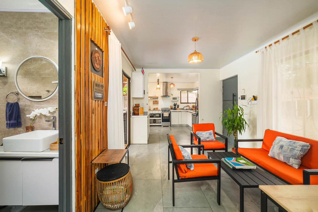 Casa Diria: Peaceful Turnkey 2BR Near Beaches - Gallery image 28