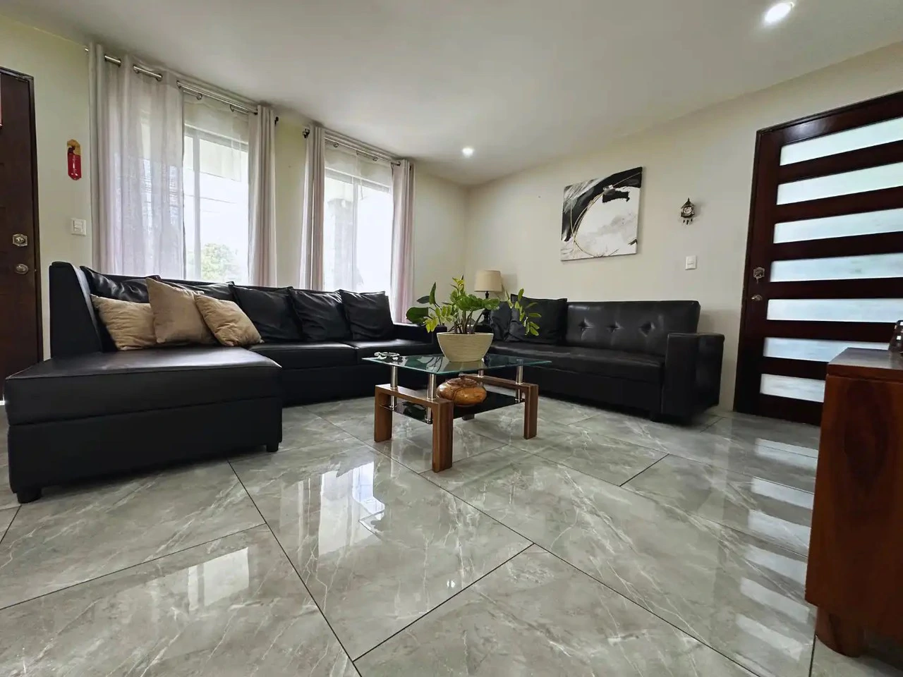 Sale of Magnificent Modern House in Zaragoza Palmares Costa Rica - Gallery image 3