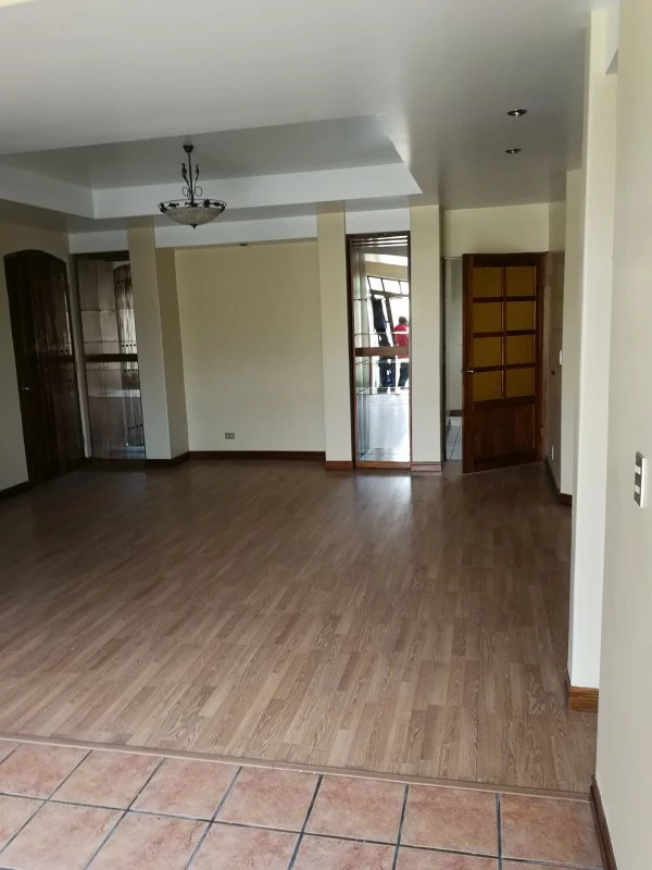 House for sale in Curridabat: Beauty, quality and versatility - Gallery image 13