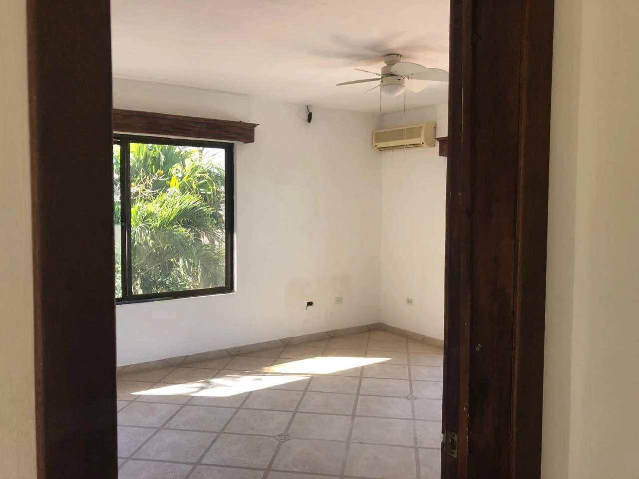 Great Opportunity - Property for Hotel or Retirement farm - Gallery image 26