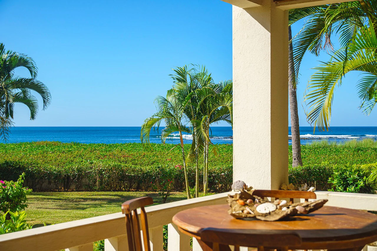 Las Brisas #6: Beachfront Condo With Perfect Ocean Views