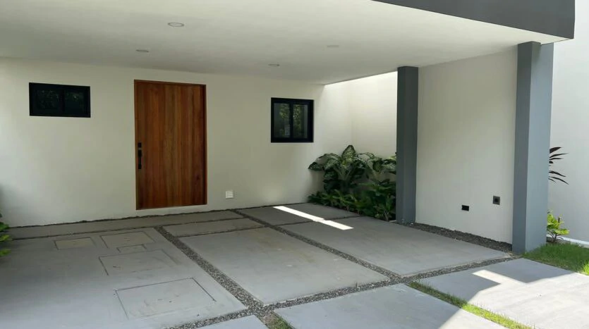 Beautiful Brand New Home in Hermosa!: Near the Beach in a Gated Community - Gallery image 3