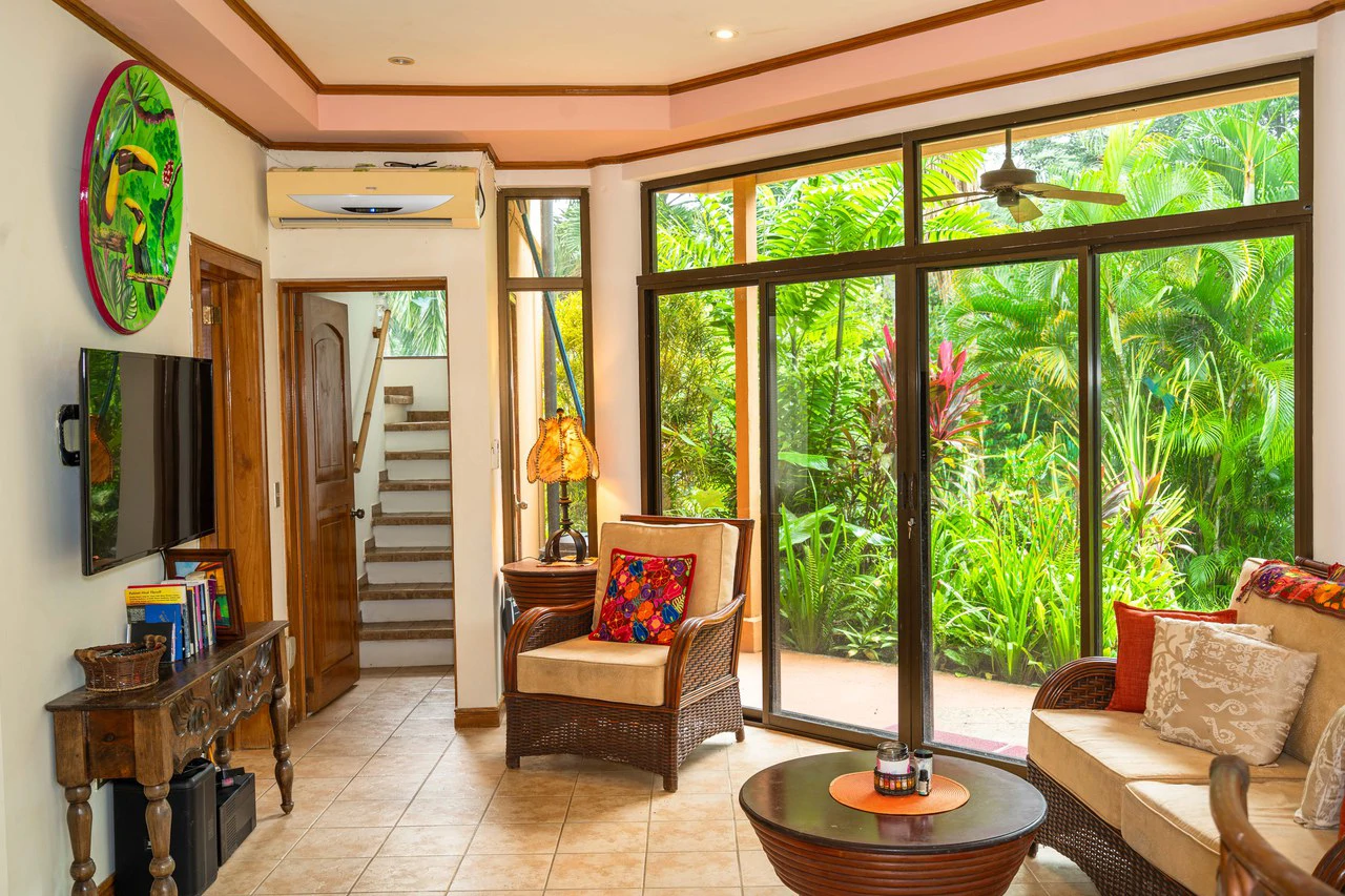 Stunning Tropical Home in Gated community with Hundreds of fruit trees: Mountain House For Sale in Naranjito - Gallery image 25