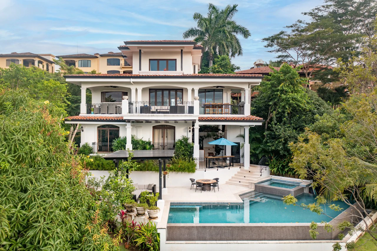Villa Melina: Reserva Conchal Stunning Ocean and Golf course views - Gallery image 3