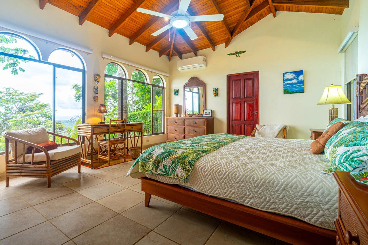 Casa Mono Titi: Front Ridge Ocean View  – Tres Rios, Costa Rica - Gallery image 27