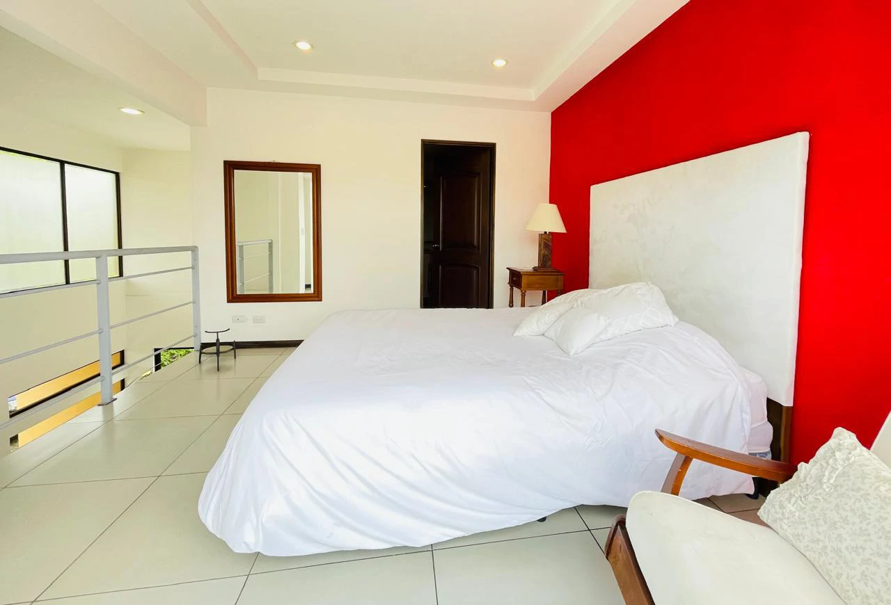 House for sale with garden Santa Ana Costa Rica - Gallery image 11