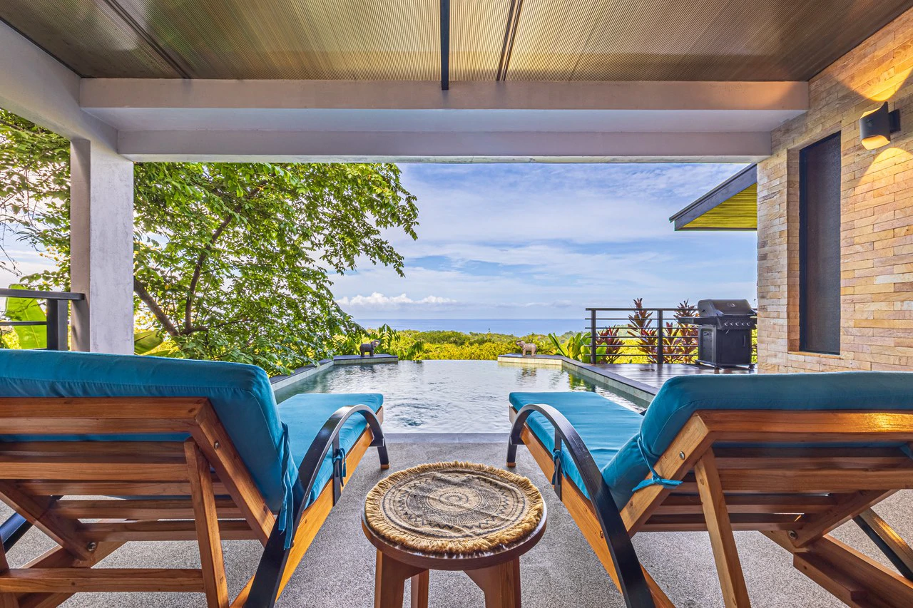Casa Markissa: Luxury Oceanview Villa with Proven Rental Income. - Gallery image 26