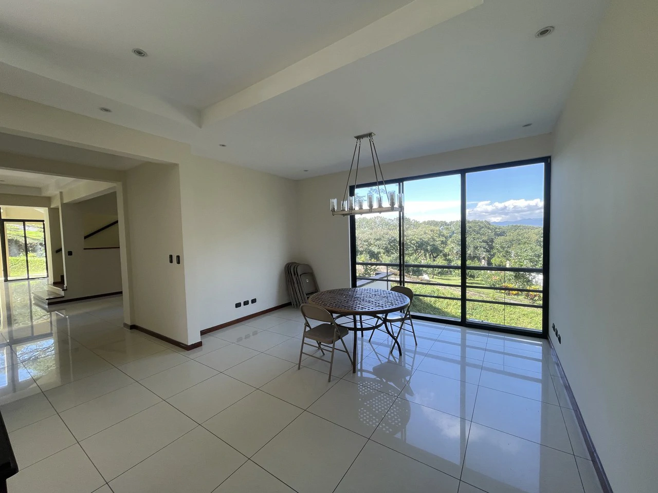 La Garia 3 floors modern: Magnificent Luxury Estate with Gardens in La Garita, Alajuela - Gallery image 6