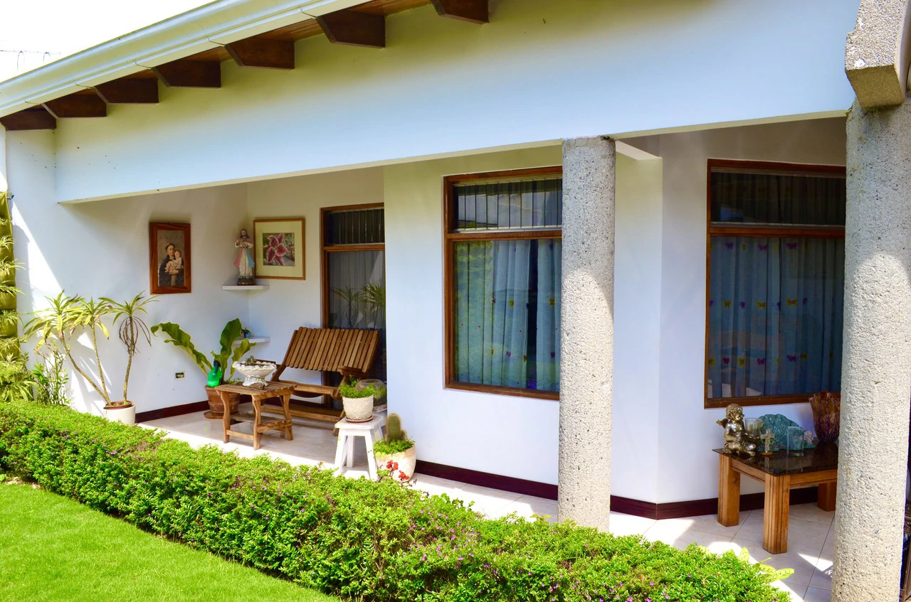 Beautiful one story house in San Luis, Santo Domingo, Costa Rica - Gallery image 14
