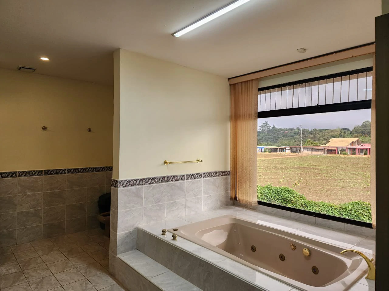 Villa For Sale in San Luis - Gallery image 30