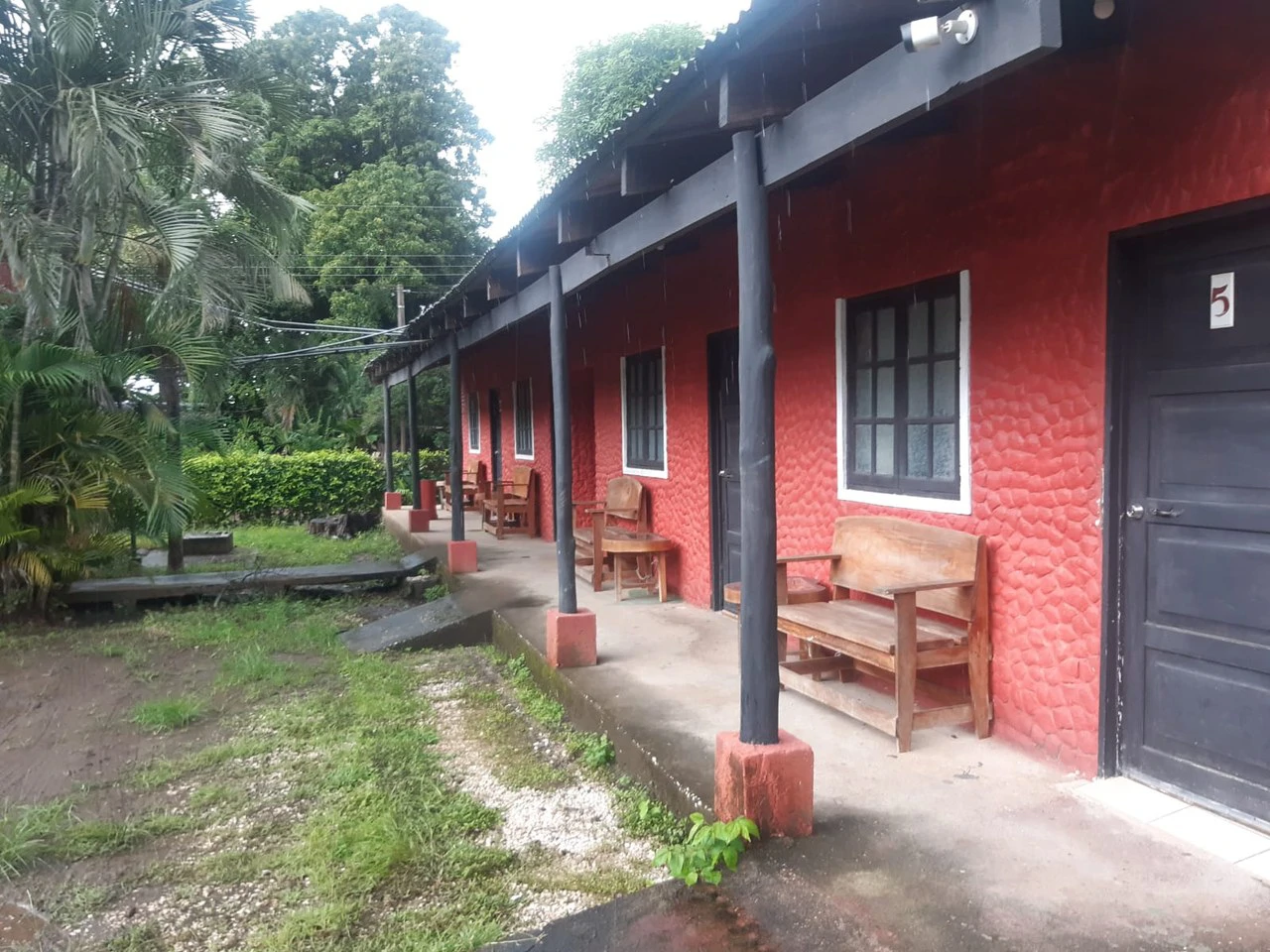 Apartments and Restaurant business for sale, commercial property in Huacas, 1 hour away from the airport of Liberia - Gallery image 2