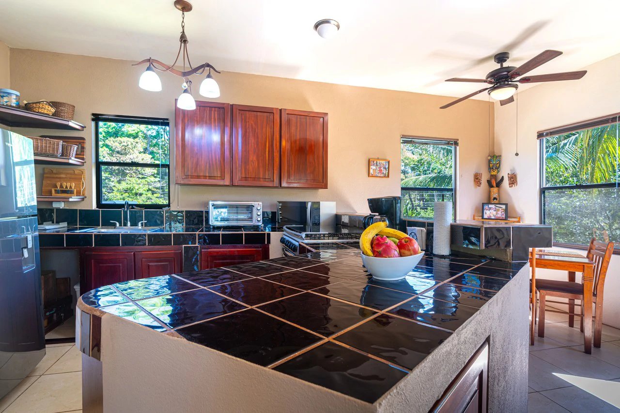 Casa Brisa de La Playa: 2 Bedroom Home Just Steps From the Beach! - Gallery image 18