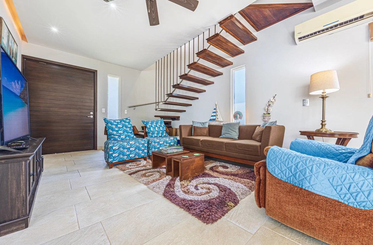 Elegant Tropical Villa Steps from Playa Hermosa – Gated Community - Gallery image 6