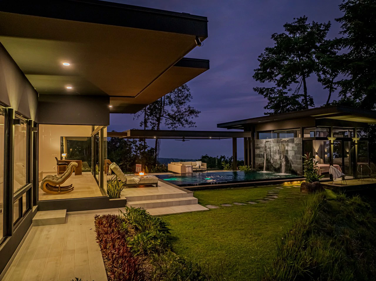 Modern Luxury Villa with Panoramic Ocean Views & Proven Rental Performance | Hills of Portalón - photo 4