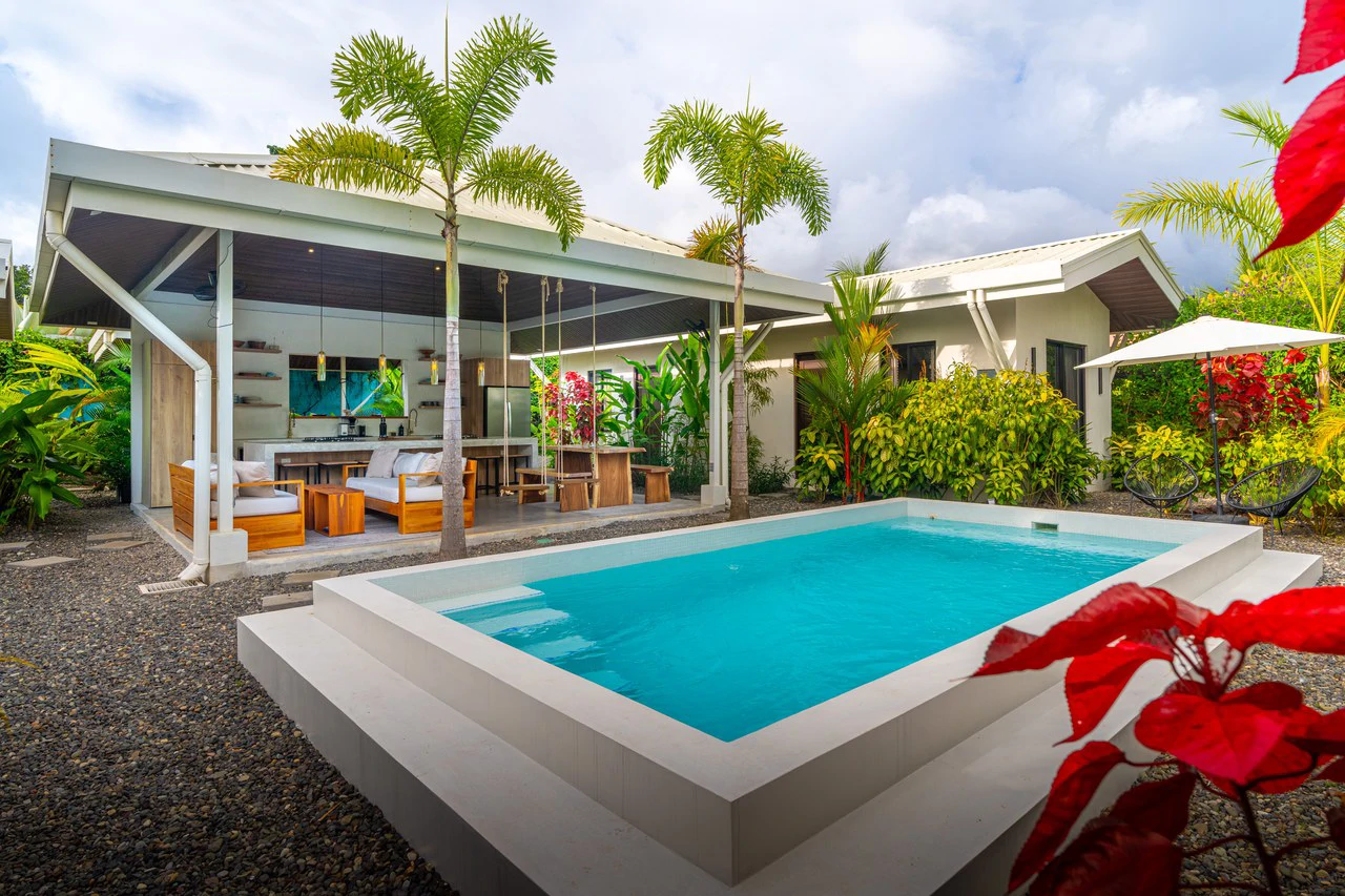 Income Ready Boutique Investment near Whale's Tail Beach - Gallery image 18