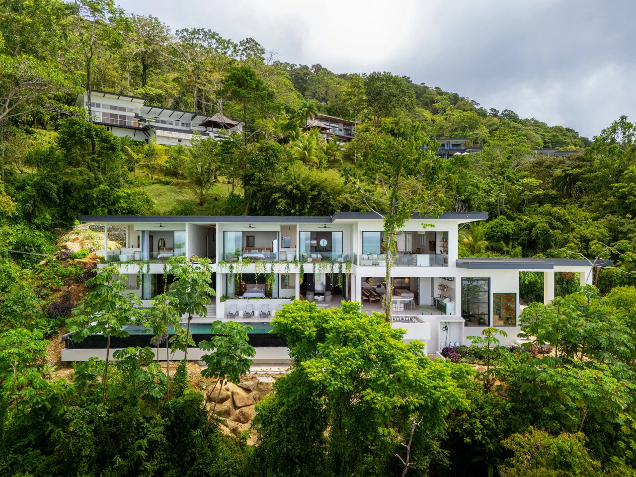 Acqua Blu: Mountain House For Sale in Escaleras - Gallery image 5