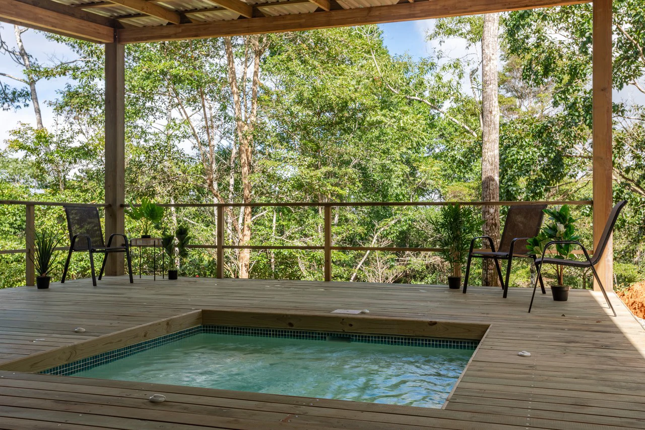 Home with Additional Building Areas and Creek on 3.5 Acres - Gallery image 20