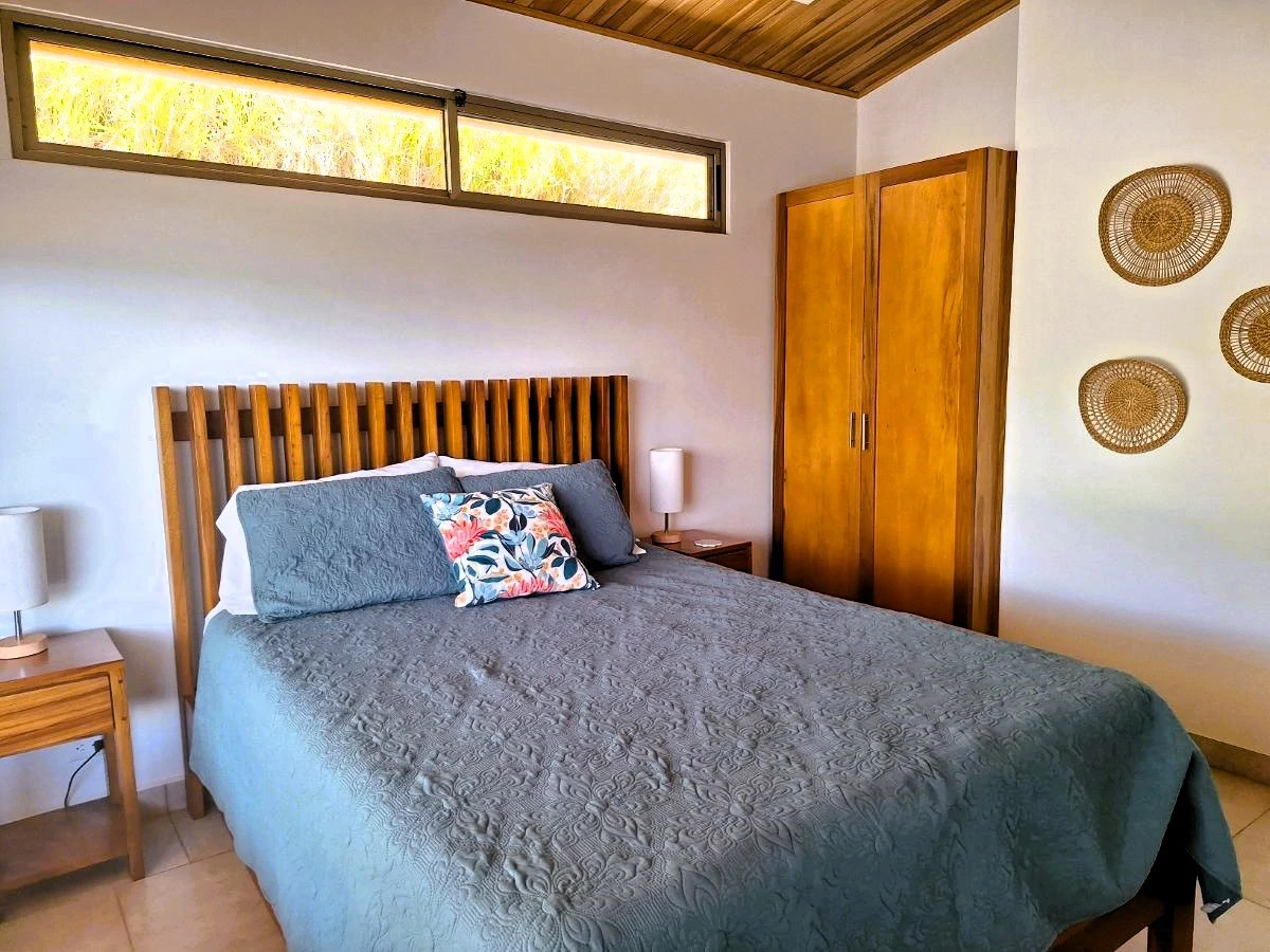 Atenas Hillside Escape: Private Hillside Retreat in exclusive Roca Verde - Gallery image 13