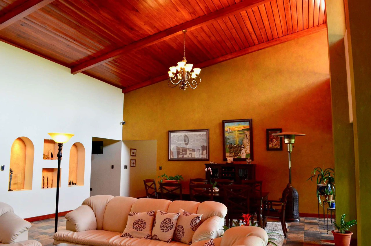 HOUSE IN TIROL HEREDIA: Leave surrounded by nature and peace - Gallery image 16
