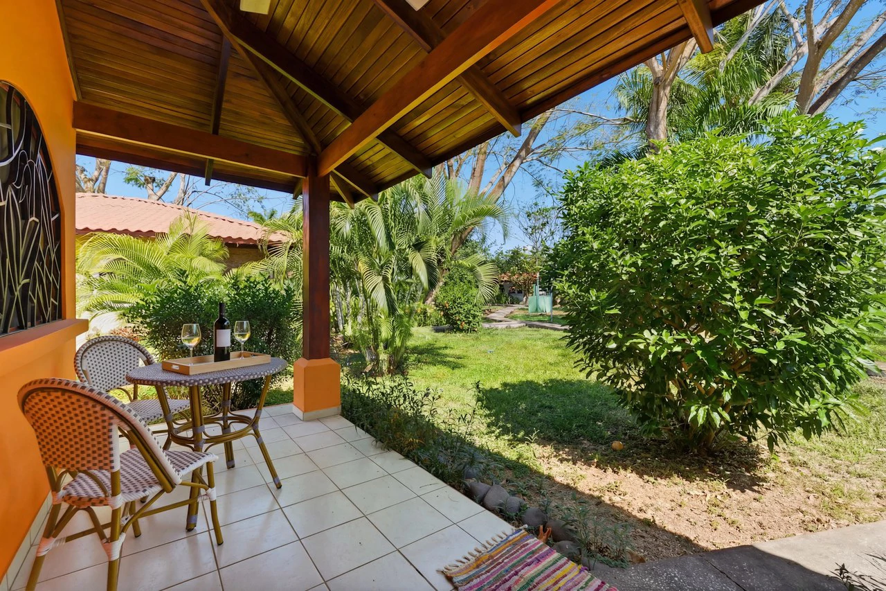 Casa Elsa Villaggio II – Unit 406A: Tropical Condo Near Potrero Beaches - Gallery image 12
