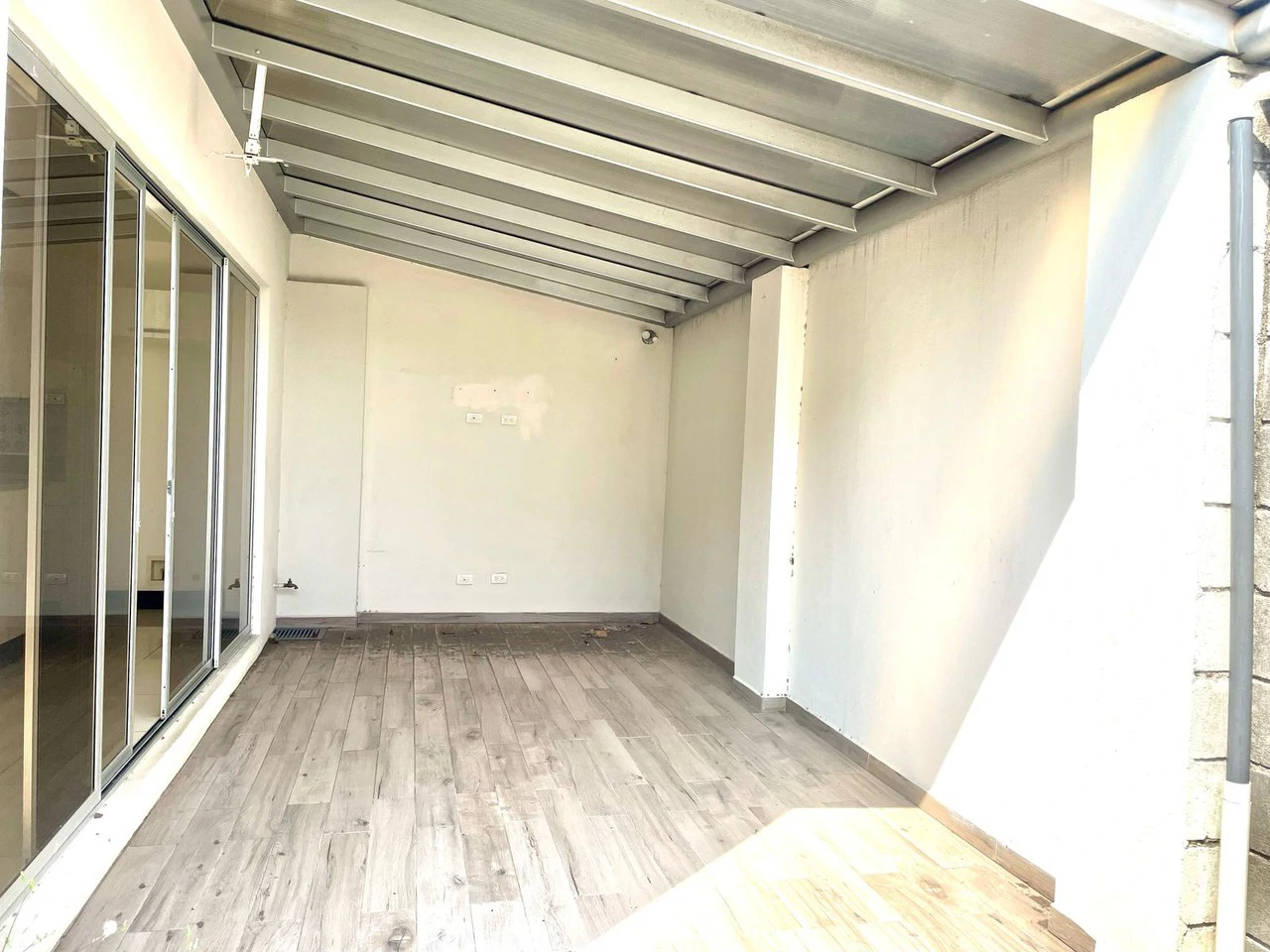 Mountain view house for sale 3 bedrooms Santa Ana Costa Rica - Gallery image 7