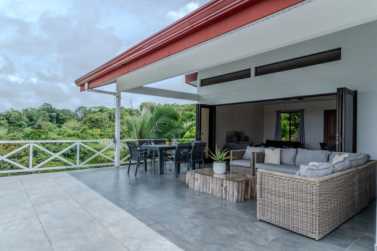 Casa Blanca: Ocean & Mountain View Home in Platanillo - Gallery image 12