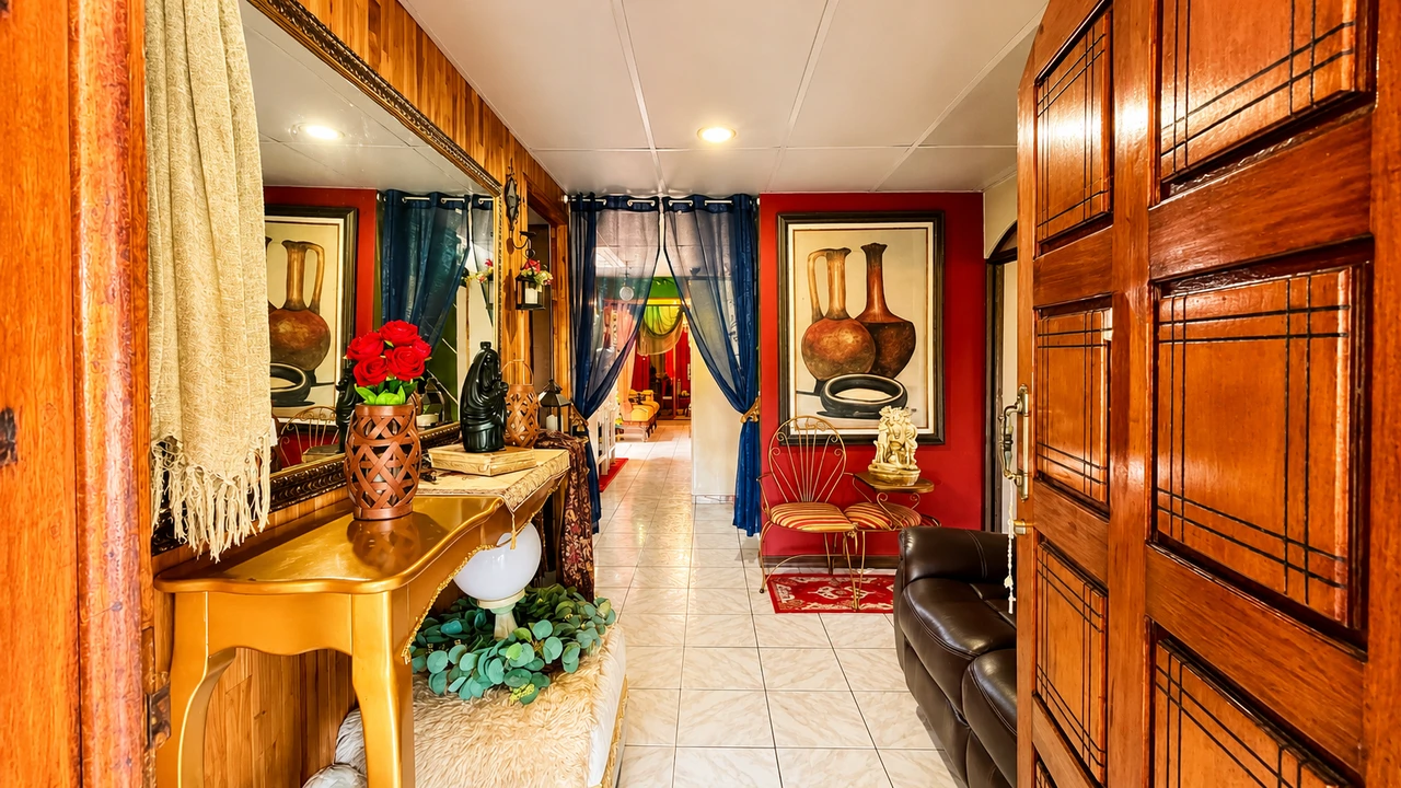 House For Sale in Centro de Pérez Zeledón - Gallery image 4