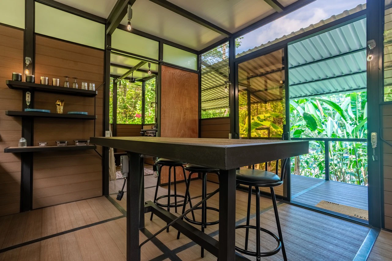 4 Unit Riverfront Micro Resort Minutes to Beach - Gallery image 13