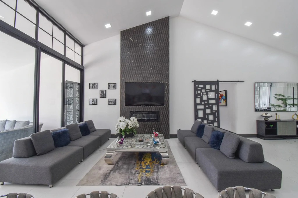 House For Sale in Lindora - Gallery image 5