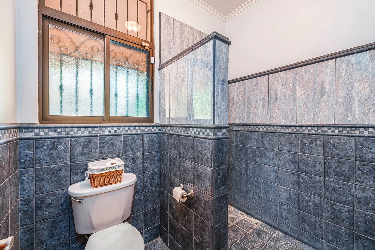 Casa Palacio: Elegant and Palatial 3BR in Gated Community - Gallery image 33