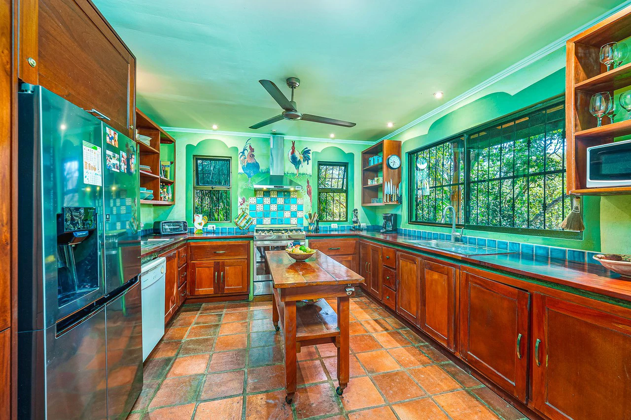 Casa Verde: Charming Family Home in Tierra Pacifica - Gallery image 12