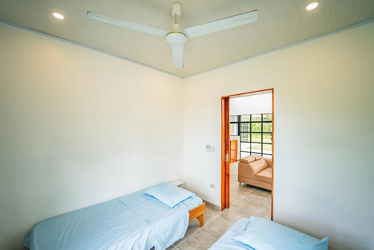 Casa Bhally: Ocean/Mountain View Hill Top Indonesian 4Bed 3Bath Retreat Home - Gallery image 15
