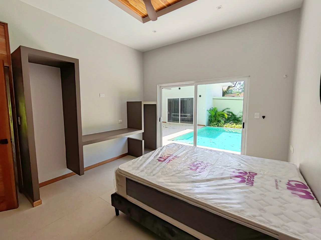 ID 4198: Modern New Villa with Pool in Puerto Viejo — Walk to Beach, Owner Financing Available - Gallery image 10