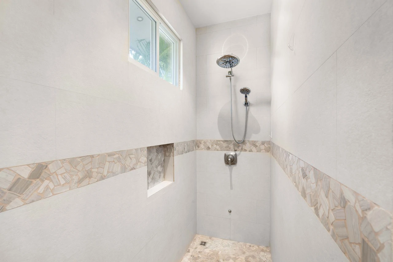 The Haven: Spacious Home + Private Casita in Gated Mar Vista Community - Gallery image 14