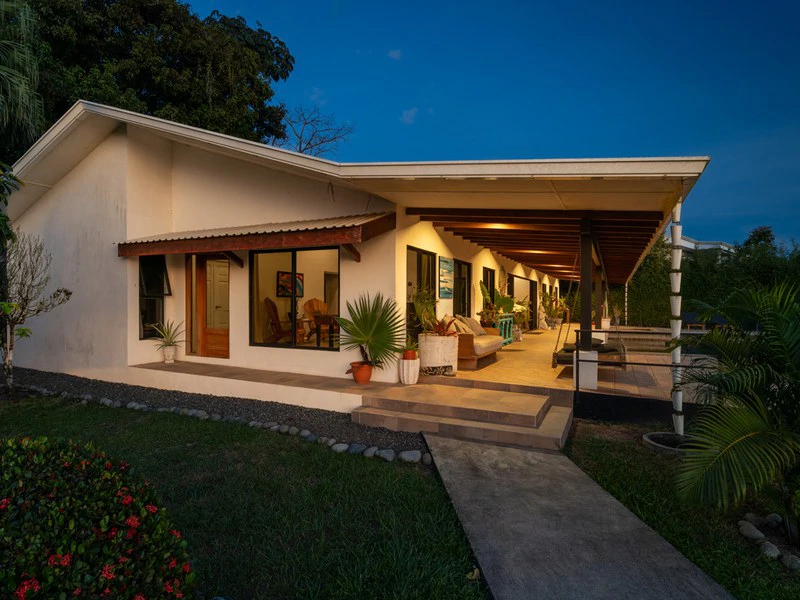 Ocean-View Oasis on Coveted Calle Perezoso - Gallery image 19