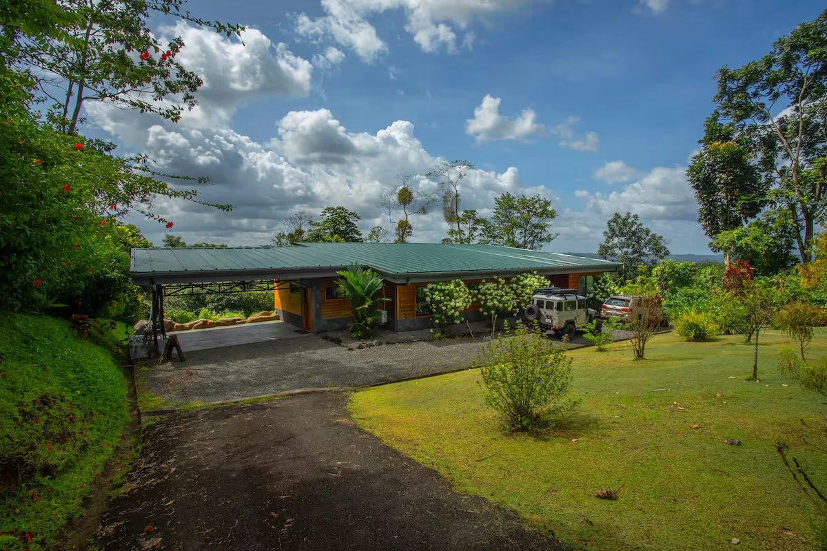 La Fortuna: Own a Slice of Paradise in La Fortuna Arenal – Perfect for Living or Investing! - Gallery image 16