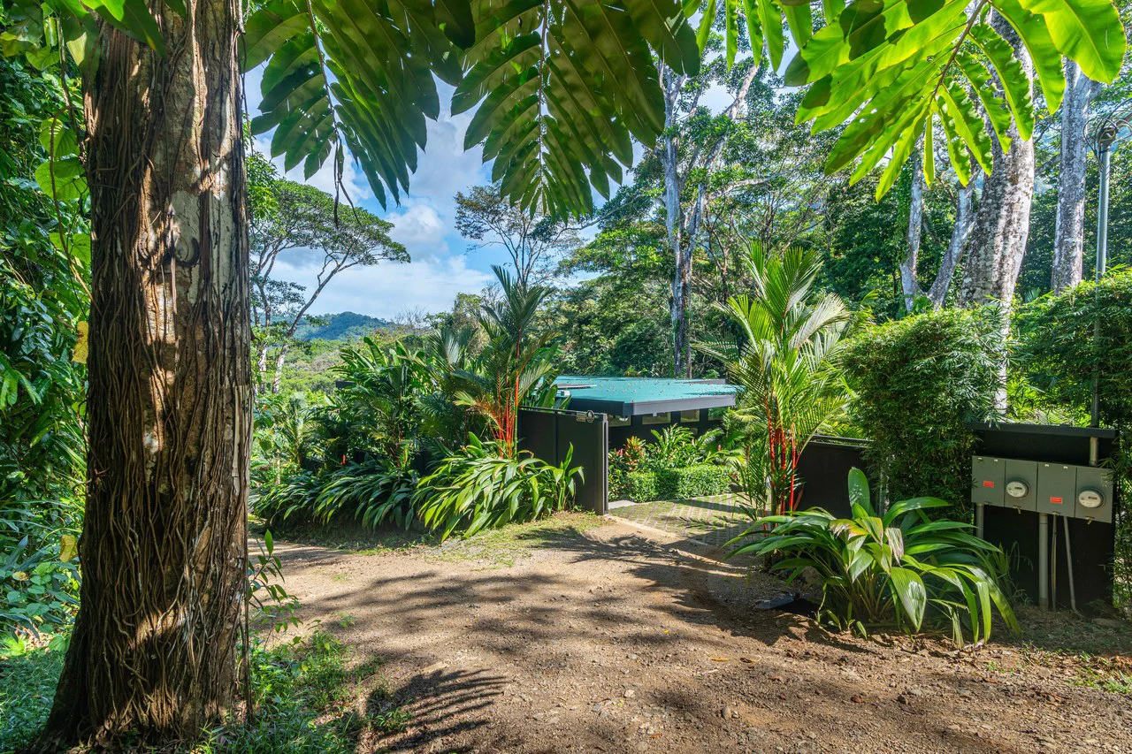 Escaleras Modern Elegance with Ocean Window Views and Jungle Tranquility, Dominical Costa Rica - Gallery image 19