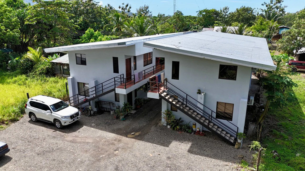 8-Unit Apartment in Bahía, Walking distance to the Beach - Gallery image 8