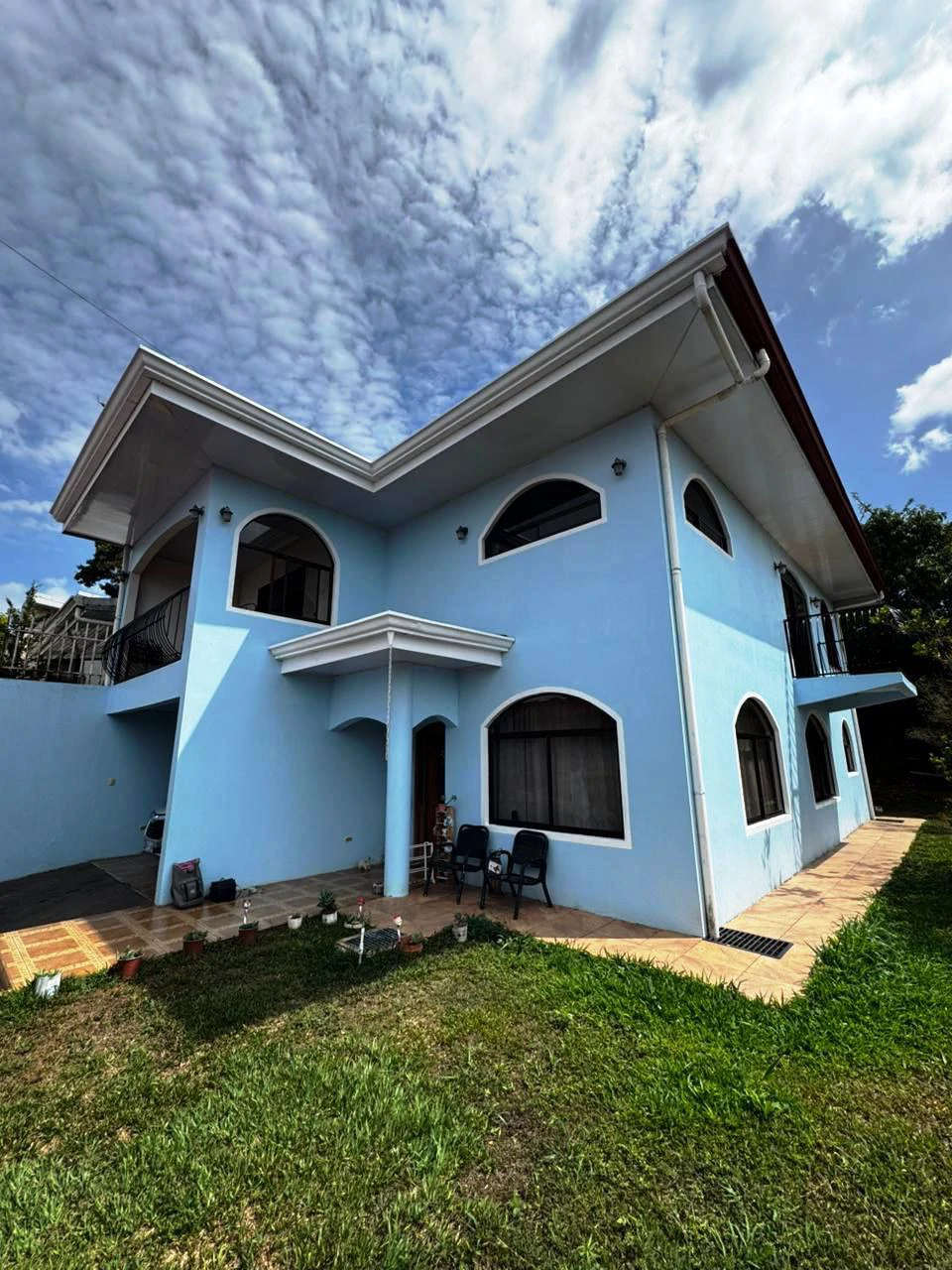 Comfort and Value...: Spacious Home in Charming town! - Gallery image 3