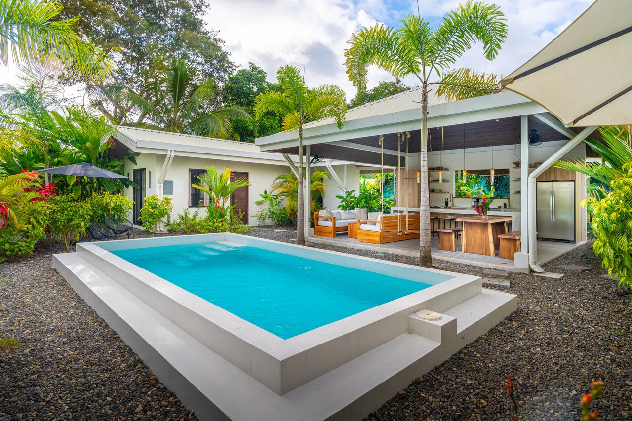 Income Ready Boutique Investment near Whale's Tail Beach - Gallery image 19