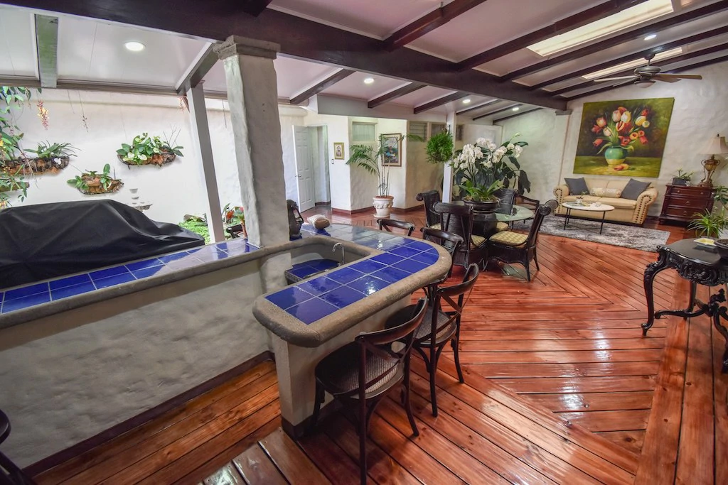 House For Sale in San Antonio - Gallery image 21