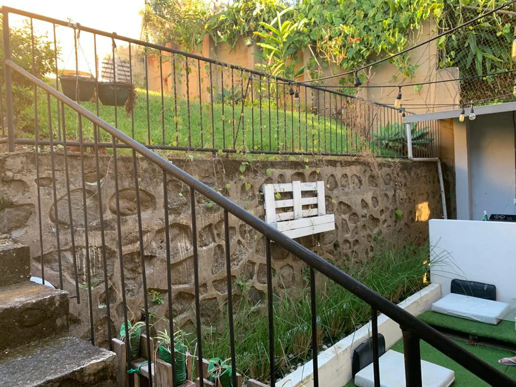 Building in Los Yoses - Three-level ready-to-operate - Gallery image 11