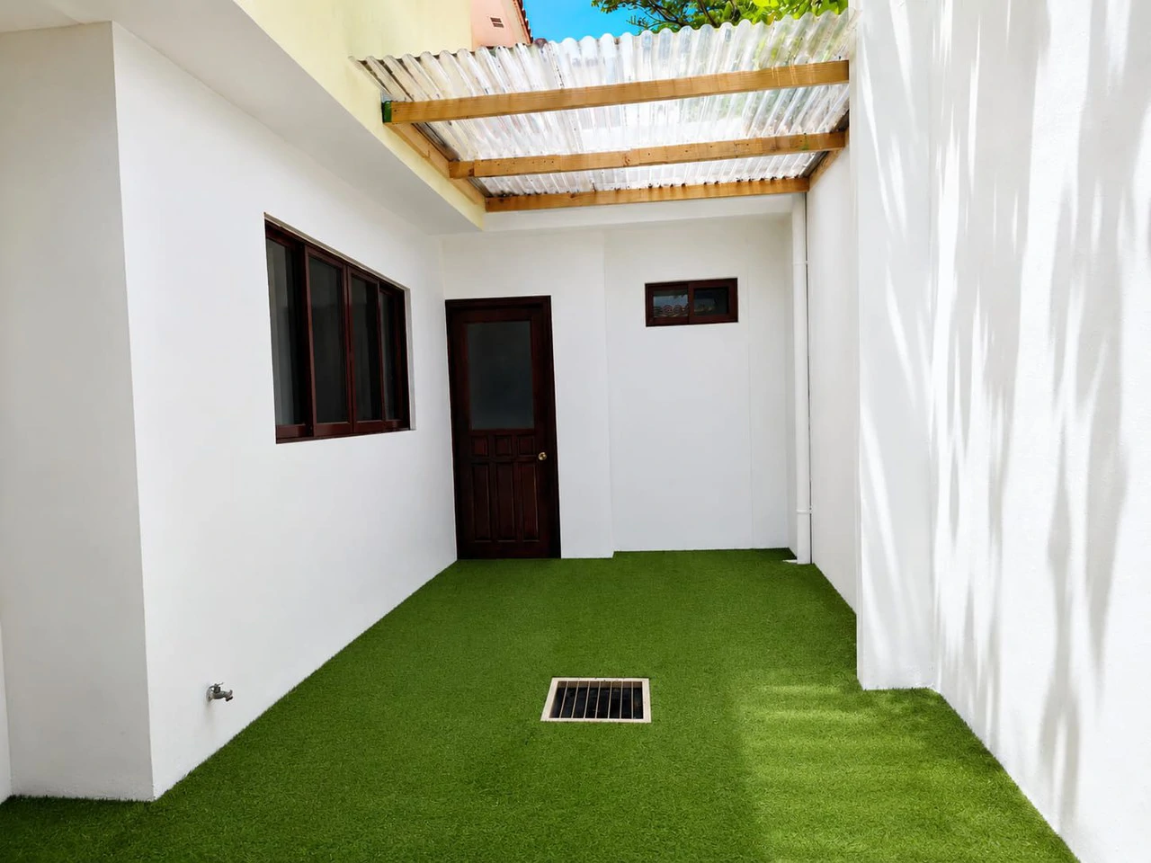 BARGAIN House for sale en gated community Ciudad Colon Costa Rica - Gallery image 20