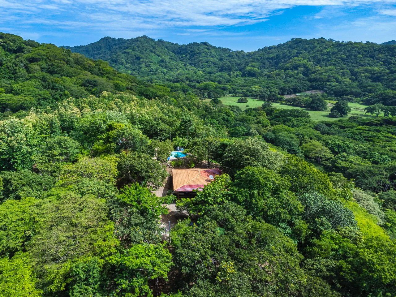 Picturesque Valley View Farm: 14 Acres, Home, Stables and More - Gallery image 15
