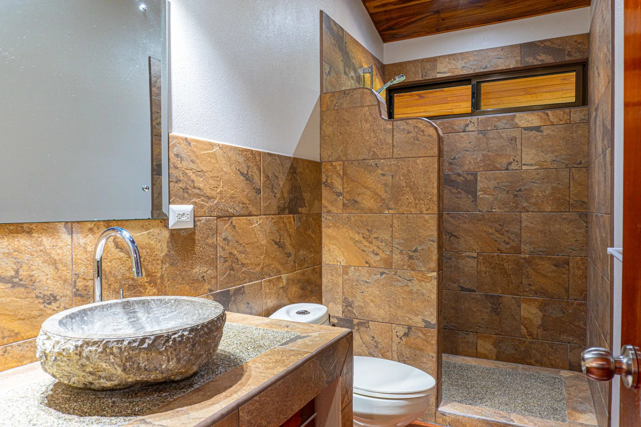 Cozy 2 Bedrooms Casita in Uvita.  Walk to the Beach! - Gallery image 19