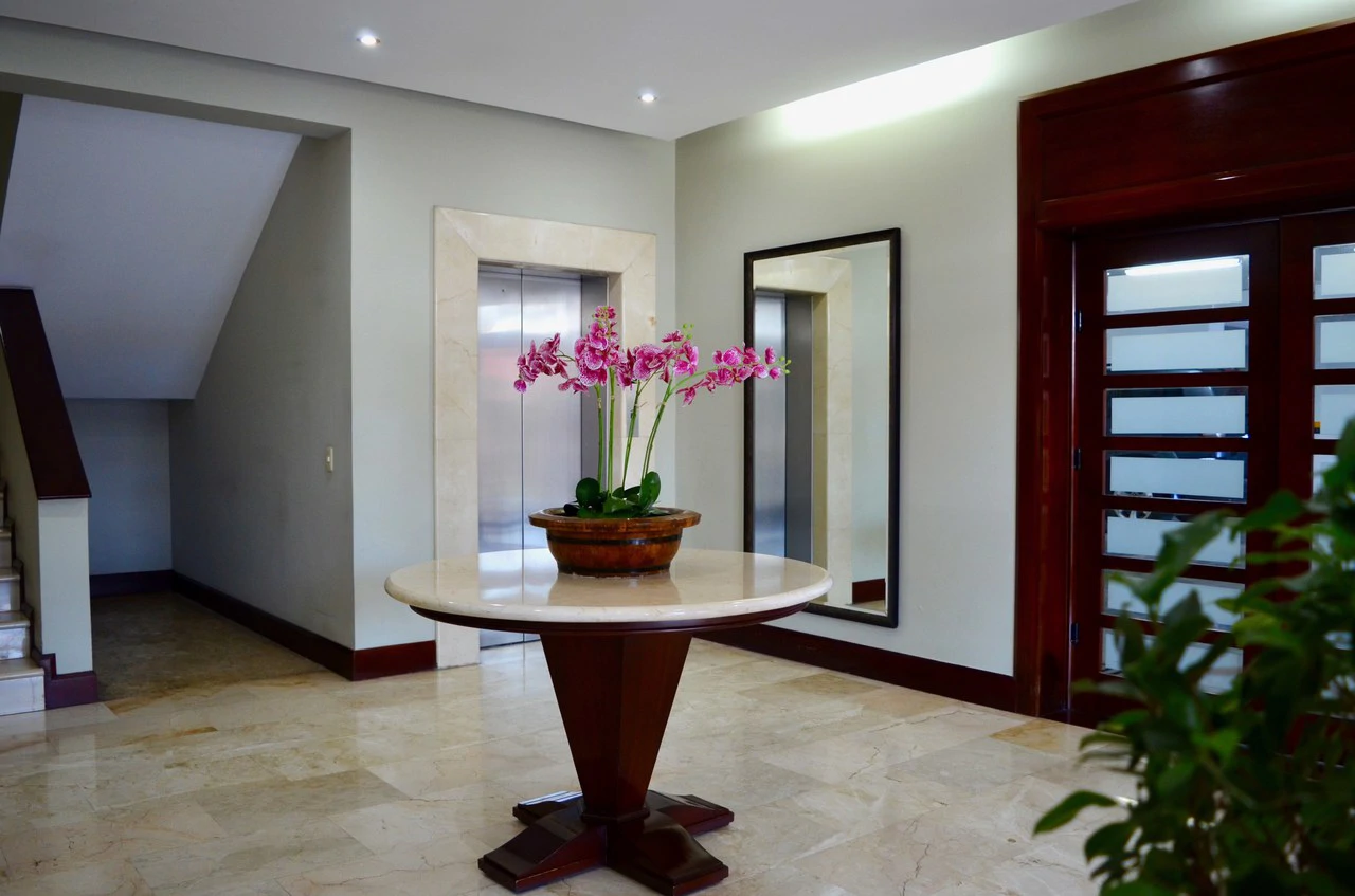 VENTA DE APARTAMENTO DE LUJO EN ESCAZU TORRE LOS LAURELES: Apartment For Sale in Los Laureles - Gallery image 32