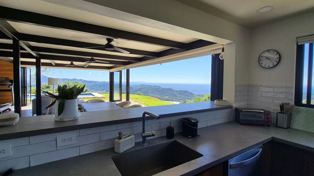 Casa Pacifica: Contemporary Home with Spectacular Ocean View - Pool and Jacuzzi - Gallery image 19