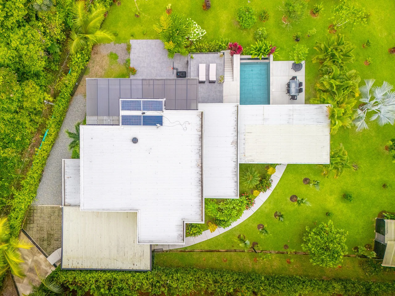Outstanding Garden Treasure in Ojochal, Modern 4 bedroom on 1 acre - Gallery image 8