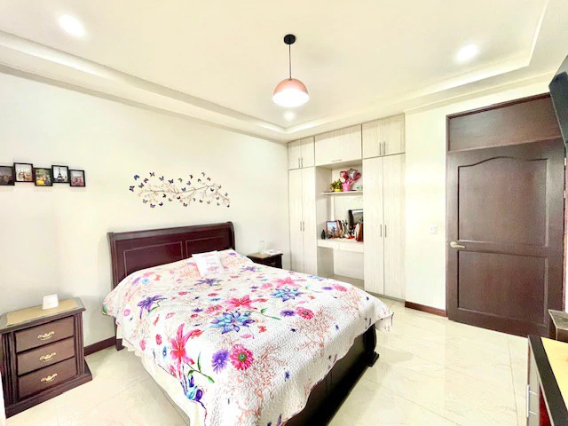 CA-005 Casa del Invernadero: Premium 3-BR / 3.5-BA Gated Estate in Grecia | Turnkey Furnished Option, Private Greenhouse, Clay Roof & River Access - Gallery image 24