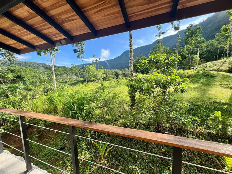 Stunning 3-Bed, 3-Bath Home with Ocean & Mountain Views in Tinamaste - Gallery image 15